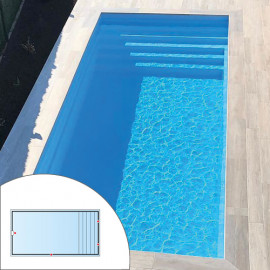 Piscine coque avec escalier pleine largeur